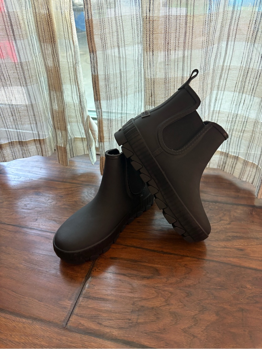 Sperry Torrent Matte Black Rubber Rain Boots